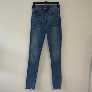 Abercrombie & Fitch A&F Ultra High Rise Super Skinny Medium Blue Jeans Denim 24